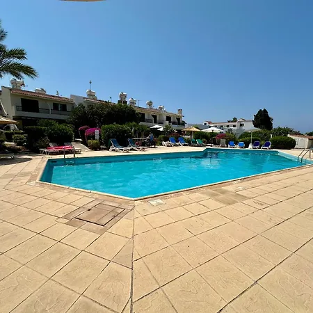3 Bdr House Ambrosia Tatil Evi Pafos