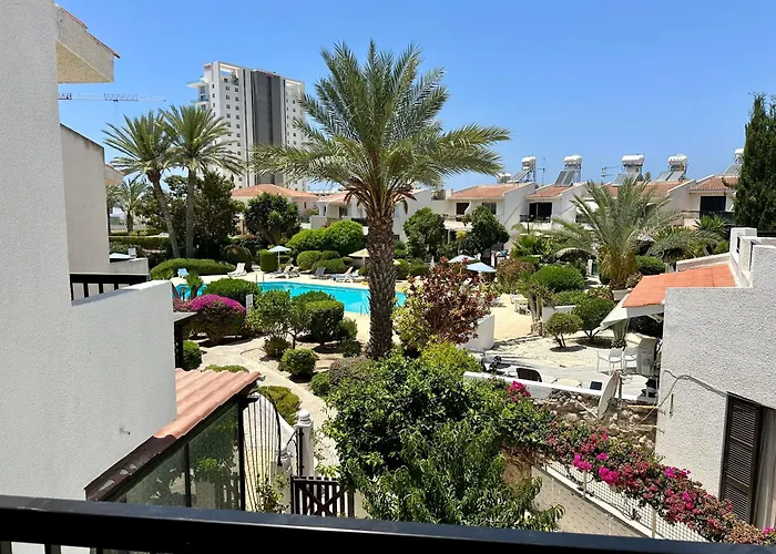 3 Bdr House Ambrosia